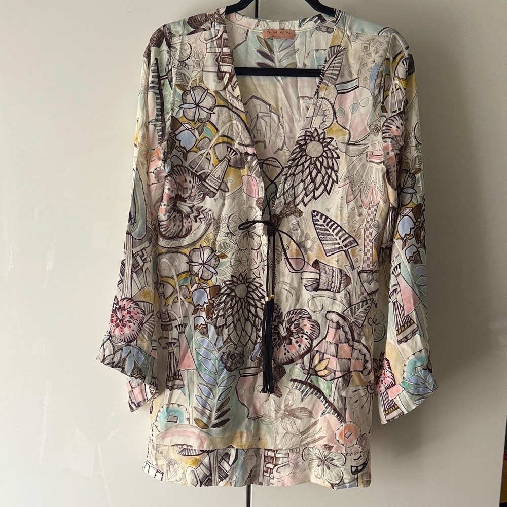 SHAN Silk Leaf Print kimono tunic in Pastel Shades size 8